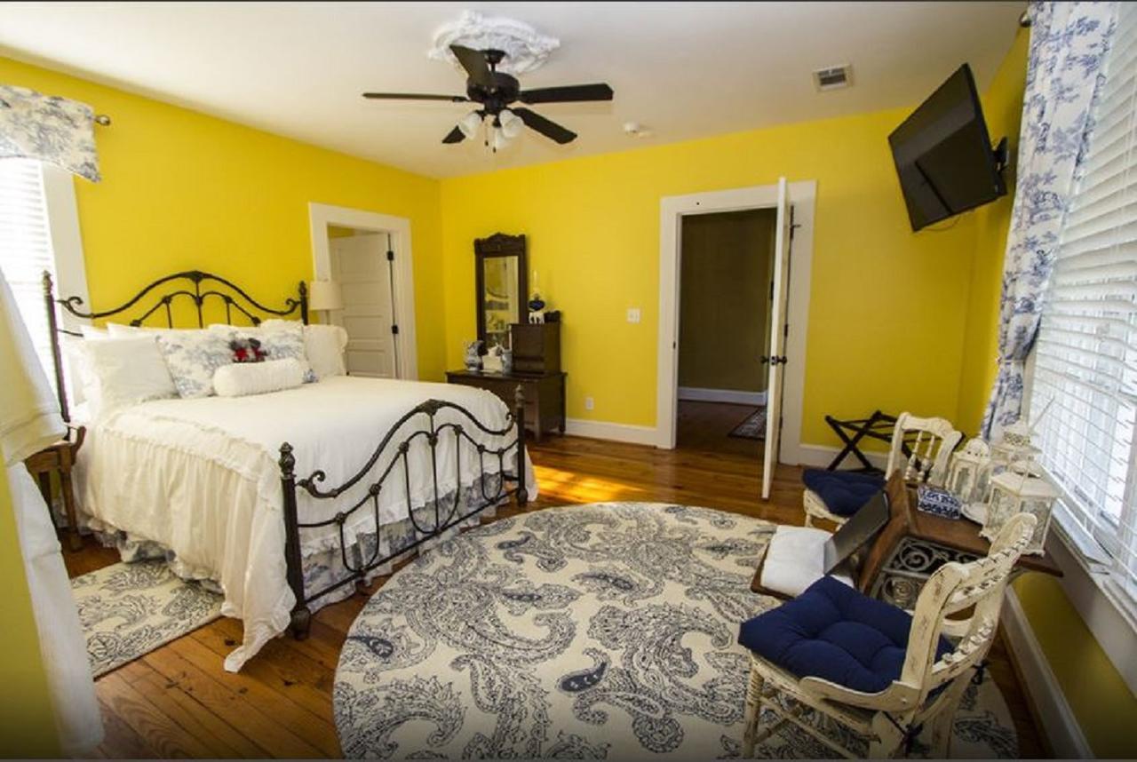 Bama Bed And Breakfast - Chimes Suite Tuscaloosa Esterno foto