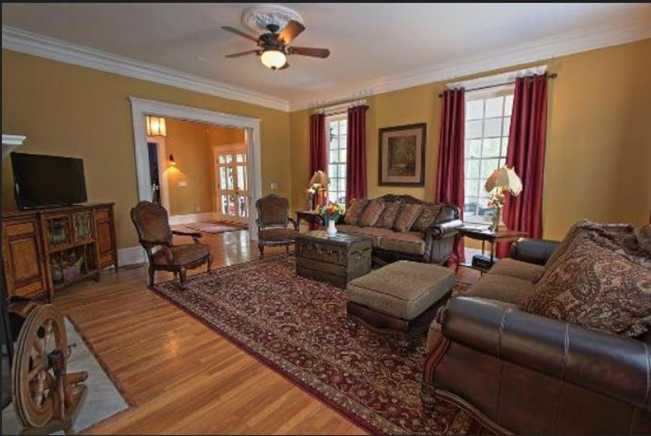 Bama Bed And Breakfast - Chimes Suite Tuscaloosa Esterno foto