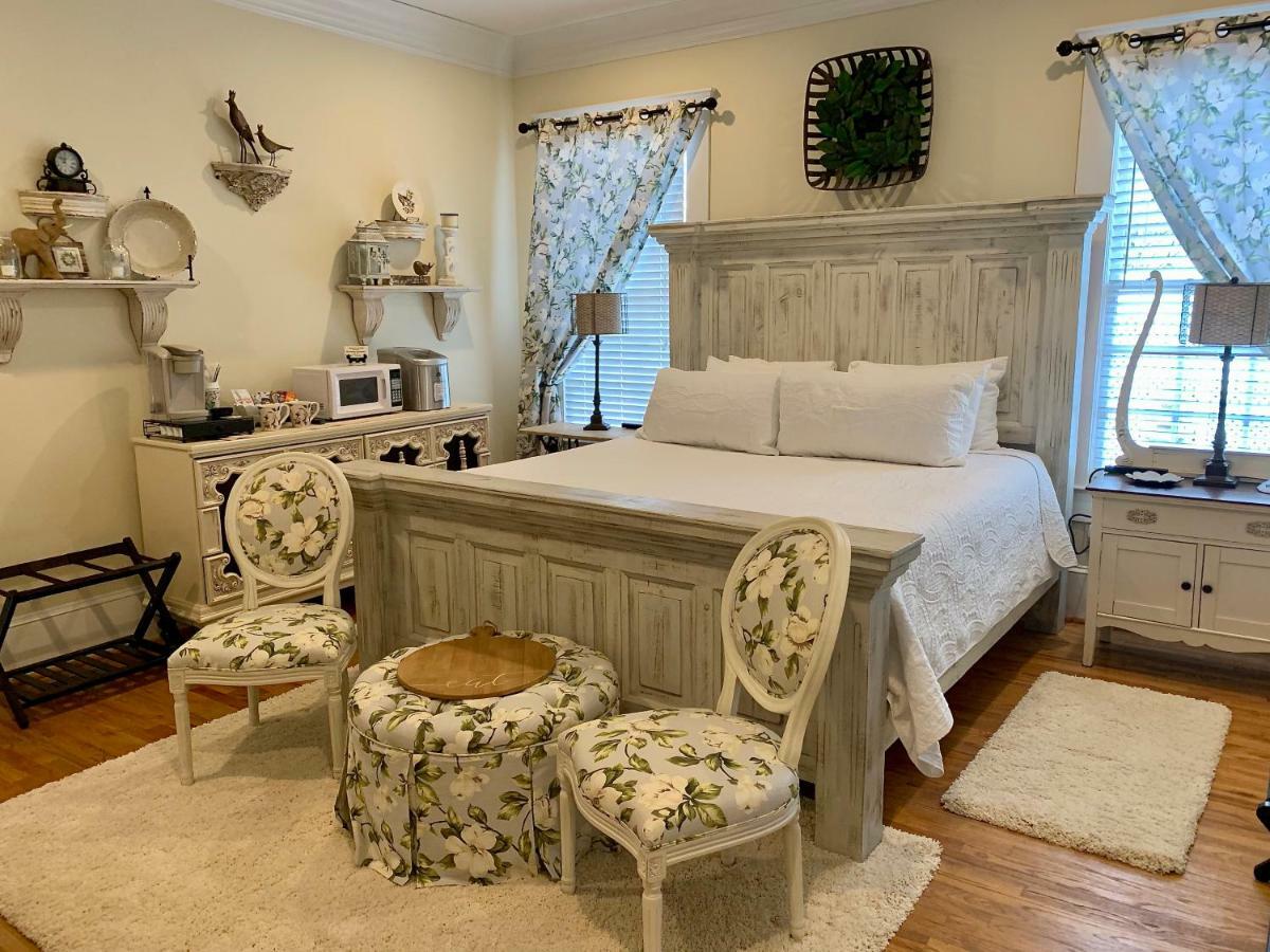 Bama Bed And Breakfast - Chimes Suite Tuscaloosa Esterno foto