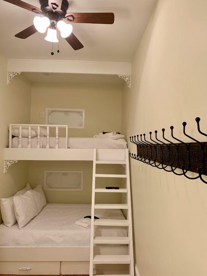 Bama Bed And Breakfast - Chimes Suite Tuscaloosa Esterno foto